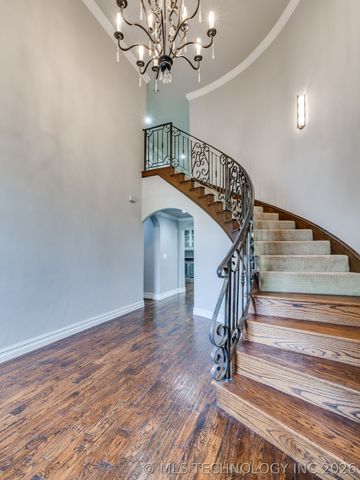 10712 S 95th Court, Tulsa, OK 74133