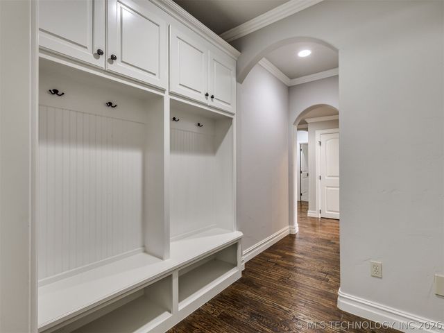 10712 S 95th Court, Tulsa, OK 74133