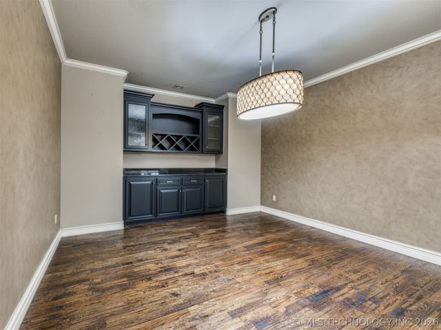 10712 S 95th Court, Tulsa, OK 74133