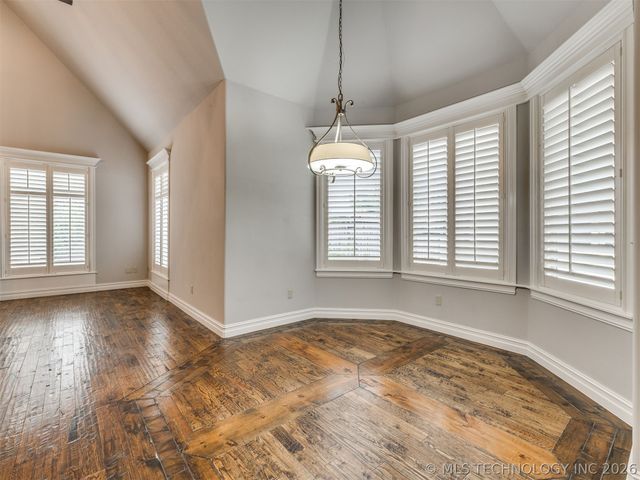 10712 S 95th Court, Tulsa, OK 74133