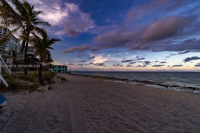 333 Palm St, Hollywood, FL 33019