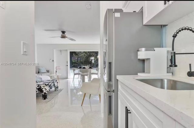 333 Palm St, Hollywood, FL 33019