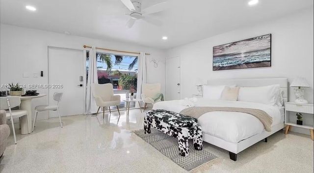 333 Palm St, Hollywood, FL 33019
