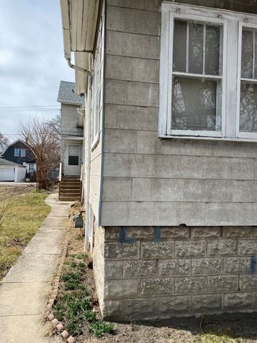 1508 S 1st Avenue, Maywood, IL 60153