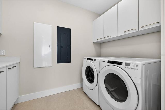 275 1ST AVE S 2706, St Petersburg, FL 33701