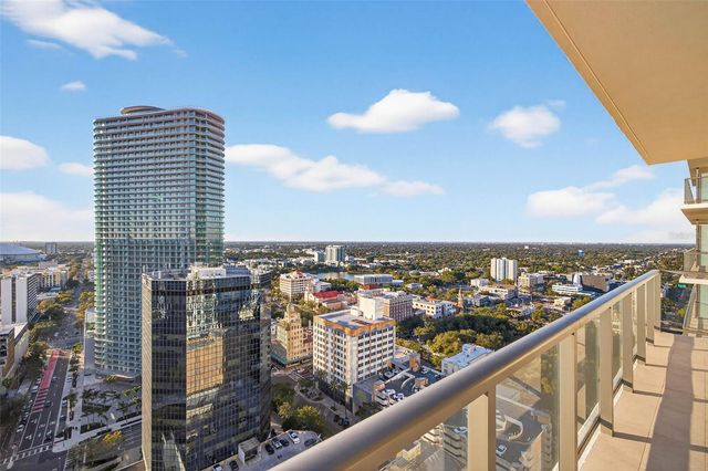 275 1ST AVE S 2706, St Petersburg, FL 33701