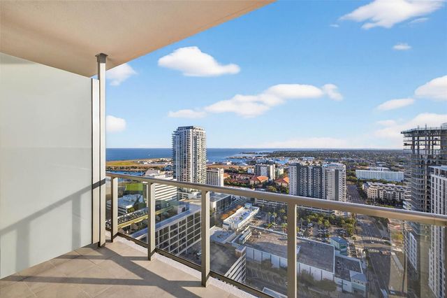 275 1ST AVE S 2706, St Petersburg, FL 33701
