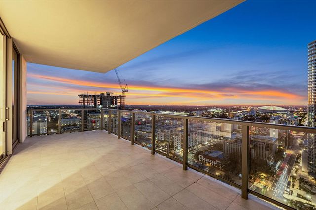 275 1ST AVE S 2706, St Petersburg, FL 33701