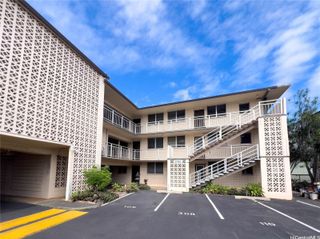 2752 Kahoaloha Lane 308, Honolulu, HI 96826