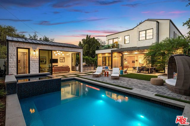 4925 Ledge Avenue, Toluca Lake (los Angeles), CA 91601