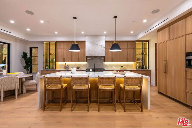 4925 Ledge Avenue, Toluca Lake (los Angeles), CA 91601