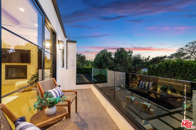 4925 Ledge Avenue, Toluca Lake (los Angeles), CA 91601