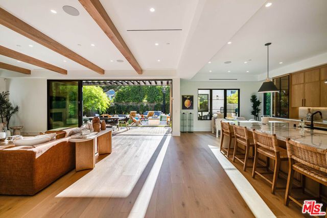 4925 Ledge Avenue, Toluca Lake (los Angeles), CA 91601