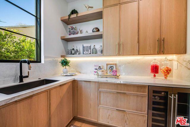 4925 Ledge Avenue, Toluca Lake (los Angeles), CA 91601