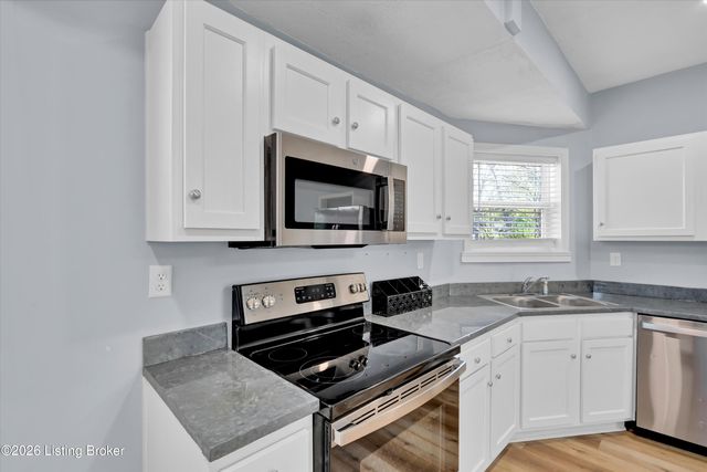 3625 Woodruff Ave, Louisville, KY 40215