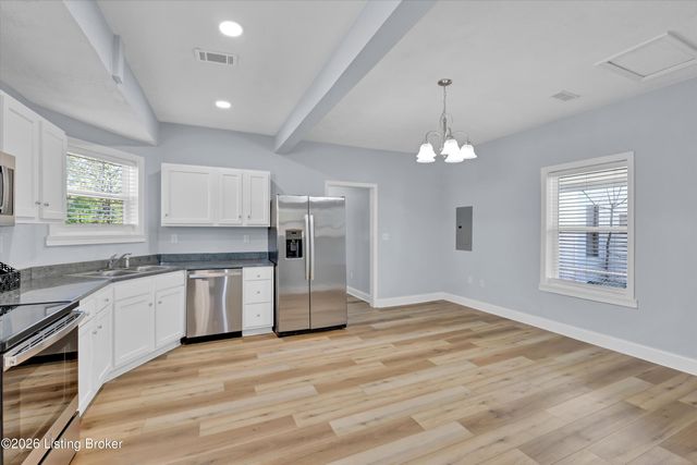 3625 Woodruff Ave, Louisville, KY 40215