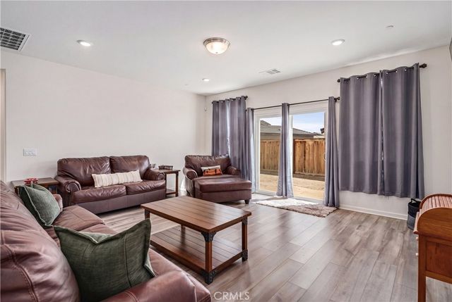 3840 Westbrook, Rosamond, CA 93560