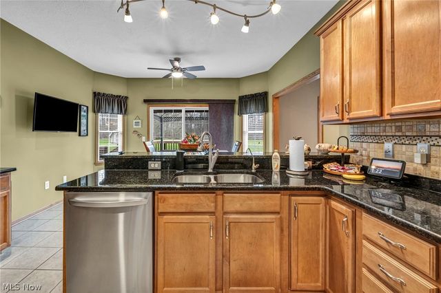 1175 Aurora Hill Drive, Aurora, OH 44202