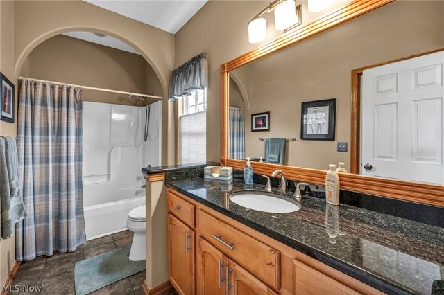 1175 Aurora Hill Drive, Aurora, OH 44202