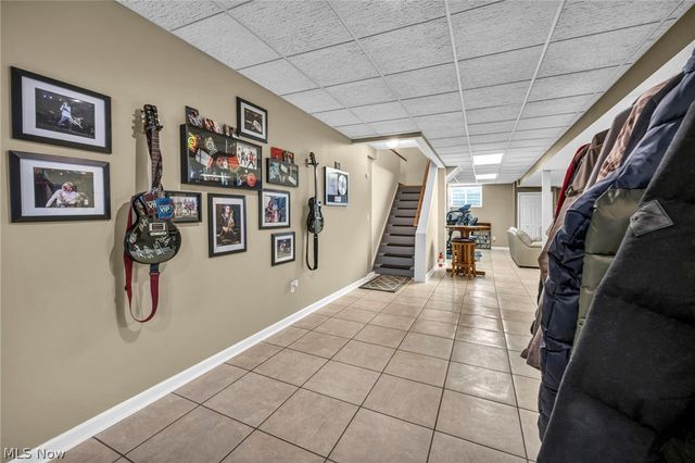 1175 Aurora Hill Drive, Aurora, OH 44202
