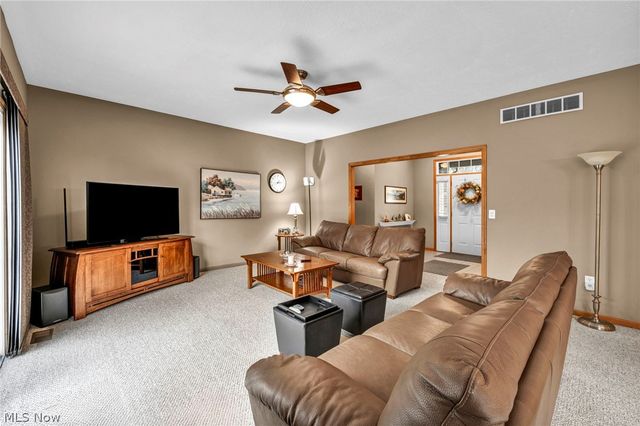 1175 Aurora Hill Drive, Aurora, OH 44202