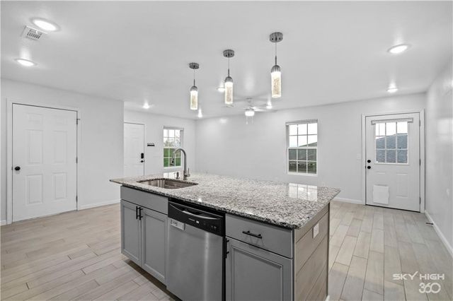 731 S Erika Avenue, Fayetteville, AR 72701