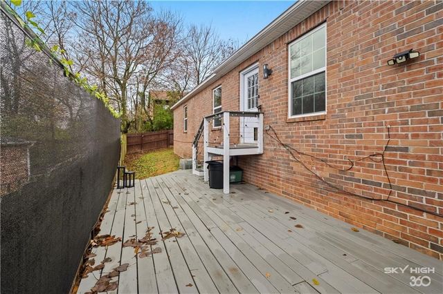 731 S Erika Avenue, Fayetteville, AR 72701