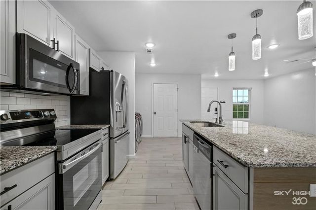 731 S Erika Avenue, Fayetteville, AR 72701