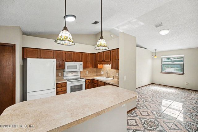 7244 MIMOSA GROVE Place, Jacksonville, FL 32210