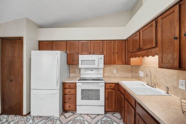 7244 MIMOSA GROVE Place, Jacksonville, FL 32210
