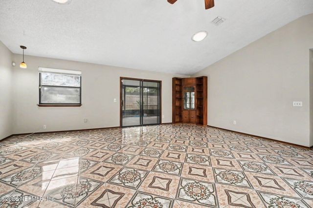 7244 MIMOSA GROVE Place, Jacksonville, FL 32210
