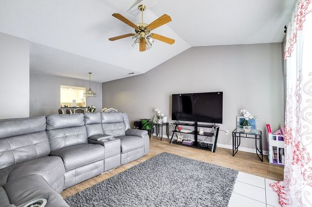 125 E Towne Park Drive, Rincon, GA 31326