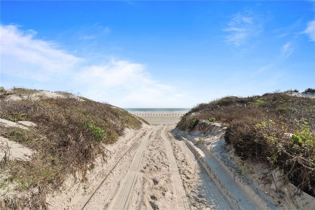 1926 On The Beach Dr 413, Port Aransas, TX 78373