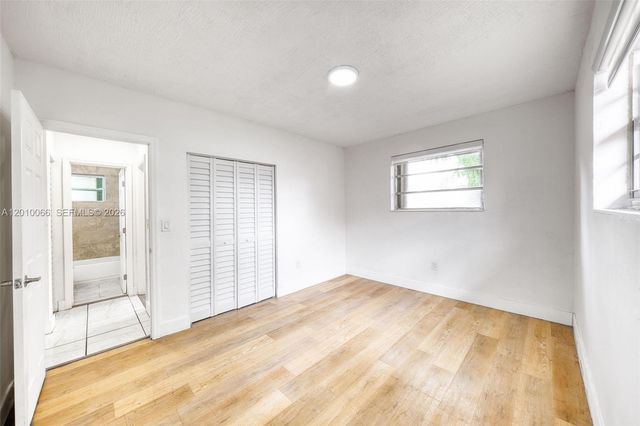 1535 NW 53rd St 1535, Miami, FL 33142