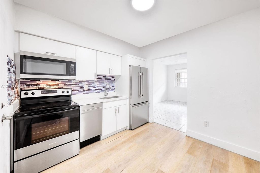 1535 NW 53rd St 1535, Miami, FL 33142
