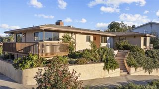 5120 Escobedo Drive, Woodland Hills, CA 91364