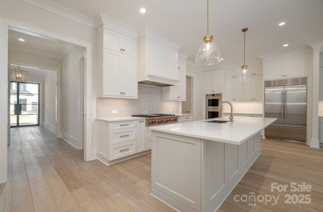 2922 Sharon View Road C, Charlotte, NC 28210