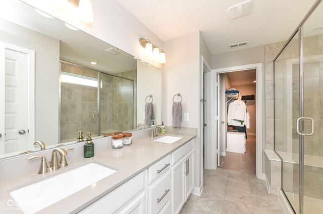 9686 Ridgecrest Lane, Mccordsville, IN 46055
