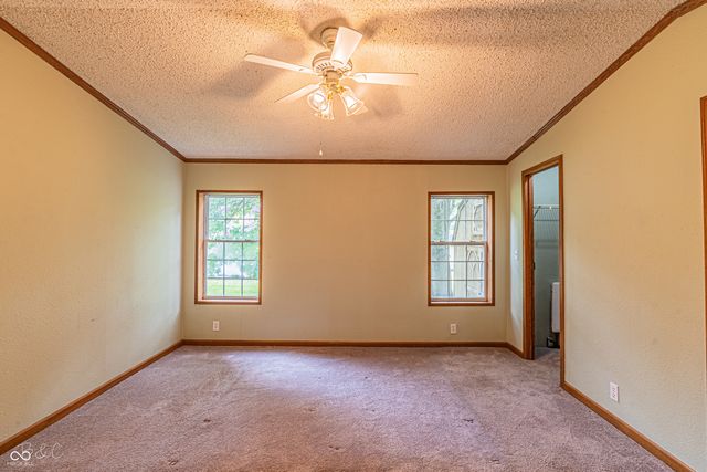 355 Gentlemen Place, Cloverdale, IN 46120