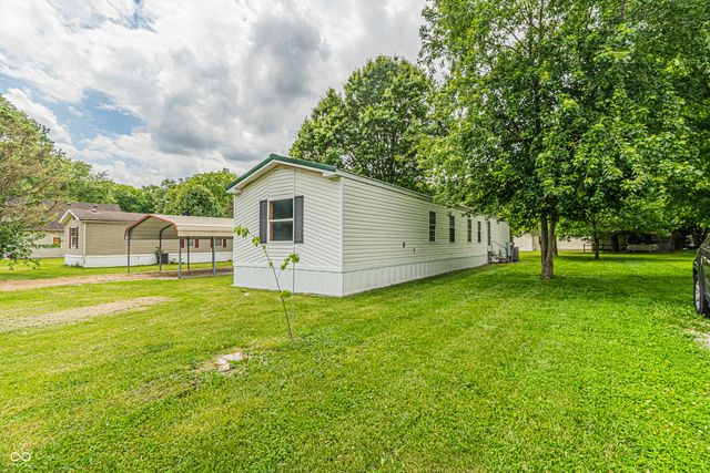 355 Gentlemen Place, Cloverdale, IN 46120