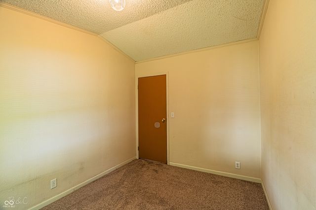 355 Gentlemen Place, Cloverdale, IN 46120