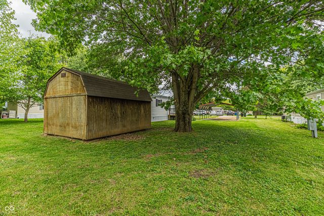 355 Gentlemen Place, Cloverdale, IN 46120