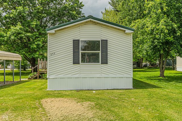 355 Gentlemen Place, Cloverdale, IN 46120