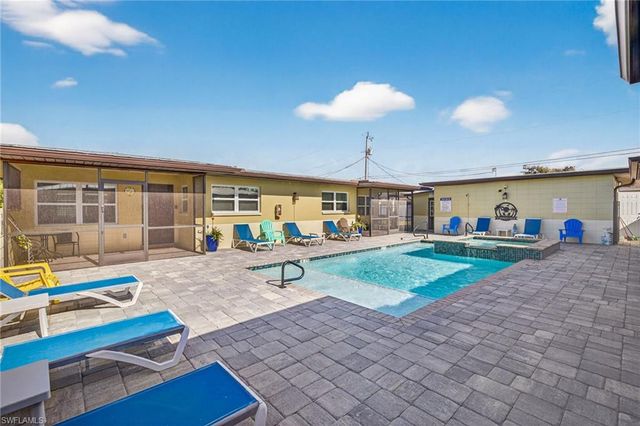 4831 Tudor DR 1, Cape Coral, FL 33904