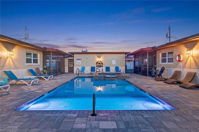 4831 Tudor DR 1, Cape Coral, FL 33904