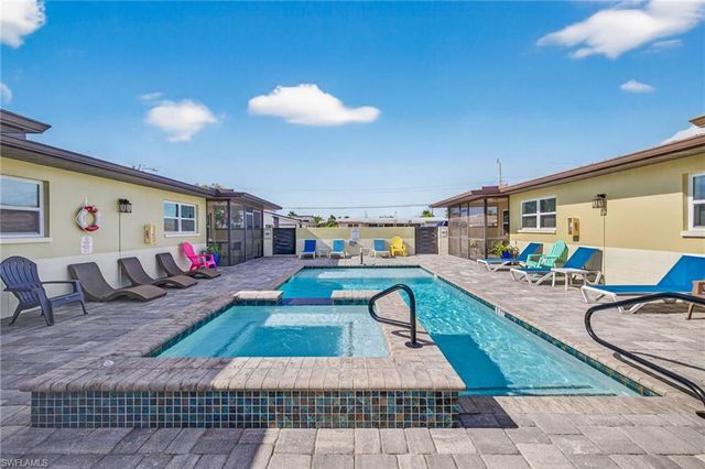 4831 Tudor DR 1, Cape Coral, FL 33904