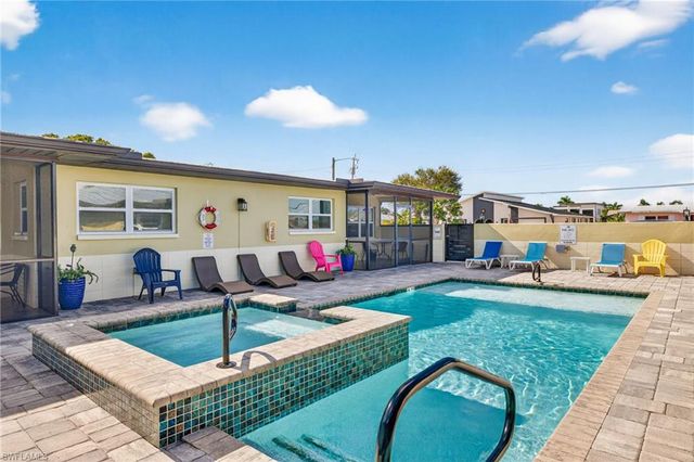 4831 Tudor DR 1, Cape Coral, FL 33904