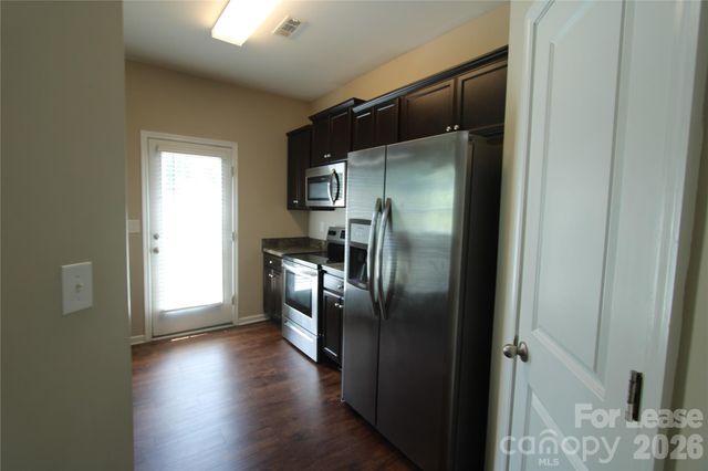 9348 Hamel Street, Charlotte, NC 28215