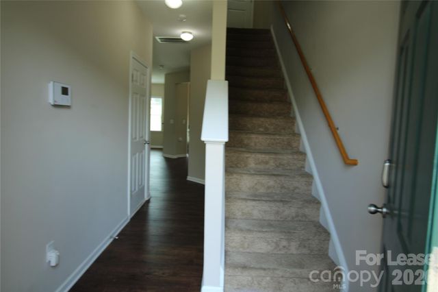 9348 Hamel Street, Charlotte, NC 28215