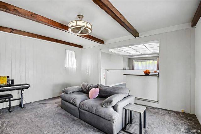 8530 Canal Road, Sterling Heights, MI 48314